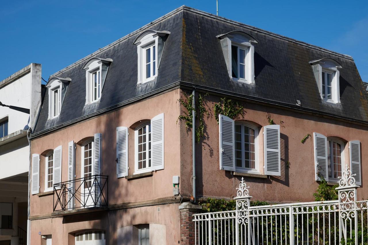 Ferienwohnung Les Toits De Chartres - 2 Appt - Parking Gratuit Exterior foto
