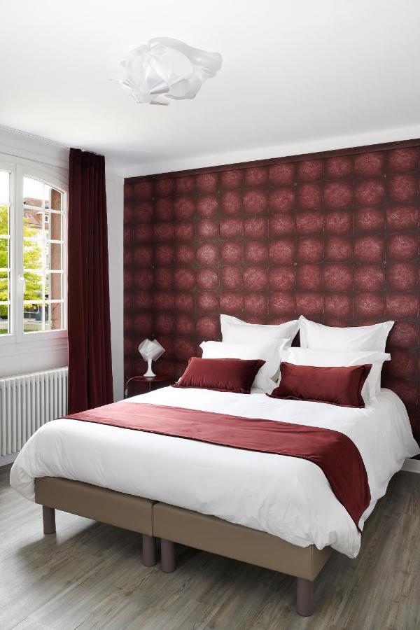 Ferienwohnung Les Toits De Chartres - 2 Appt - Parking Gratuit Exterior foto