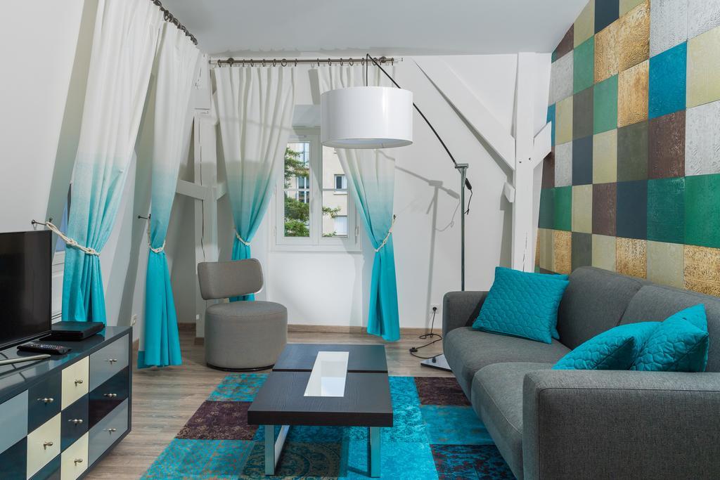 Ferienwohnung Les Toits De Chartres - 2 Appt - Parking Gratuit Exterior foto