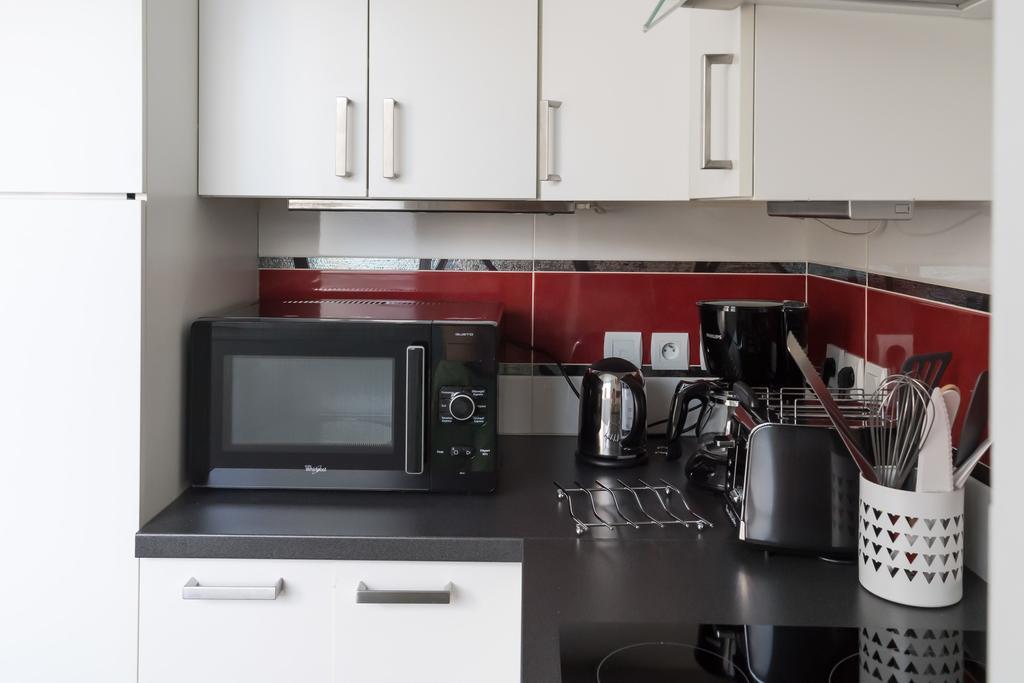 Ferienwohnung Les Toits De Chartres - 2 Appt - Parking Gratuit Exterior foto